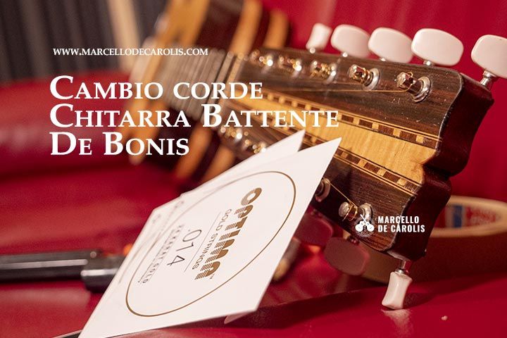 Il cambio corde per la chitarra battente De Bonis