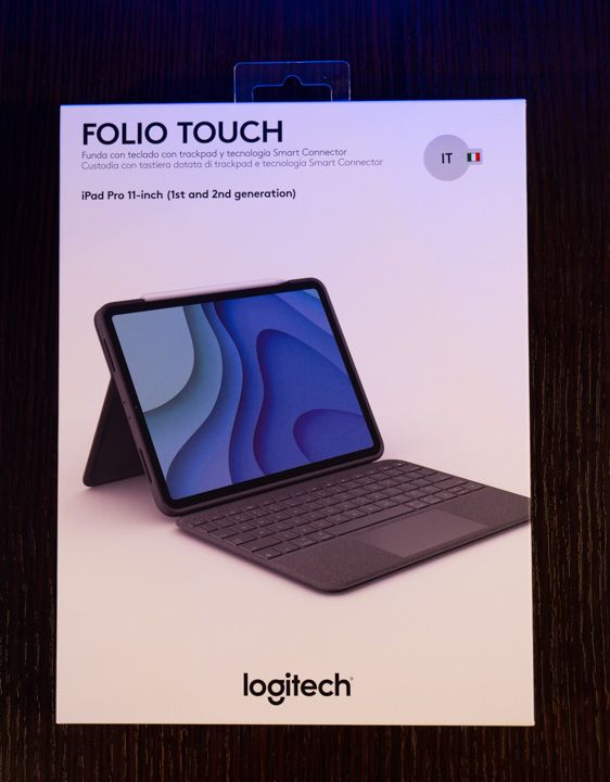 Scatola della folio touch di Logitech