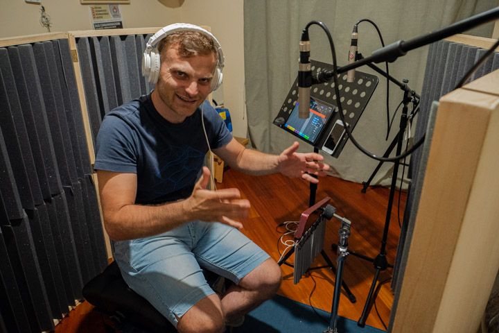 Luciano Brancati nel backstage di tico tico