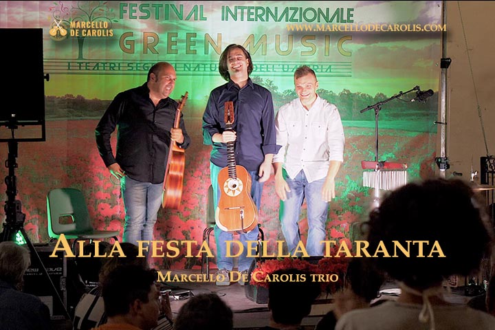 Alla festa della taranta chitarra battente