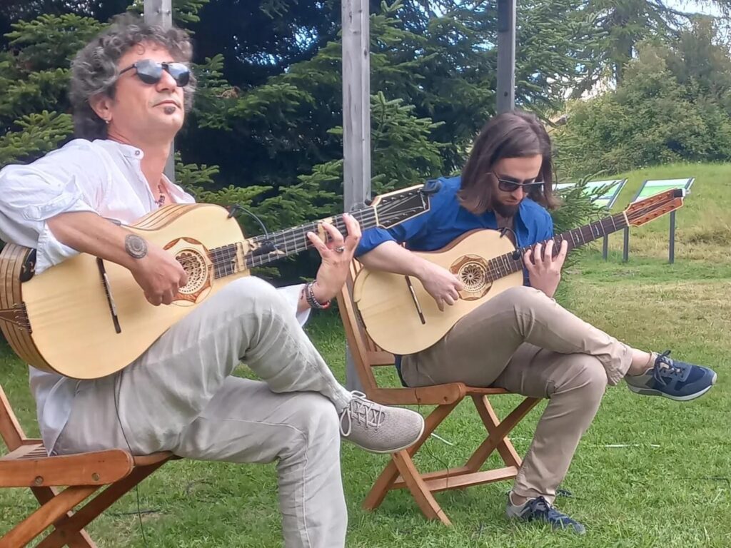 Francesco Loccisano Marcello De Carolis chitarra battente