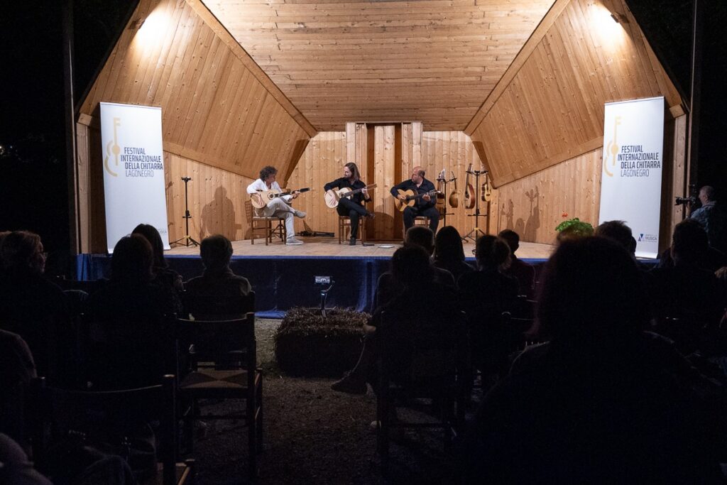 Francesco Loccisano Marcello De Carolis Luca Fabrizio in concerto