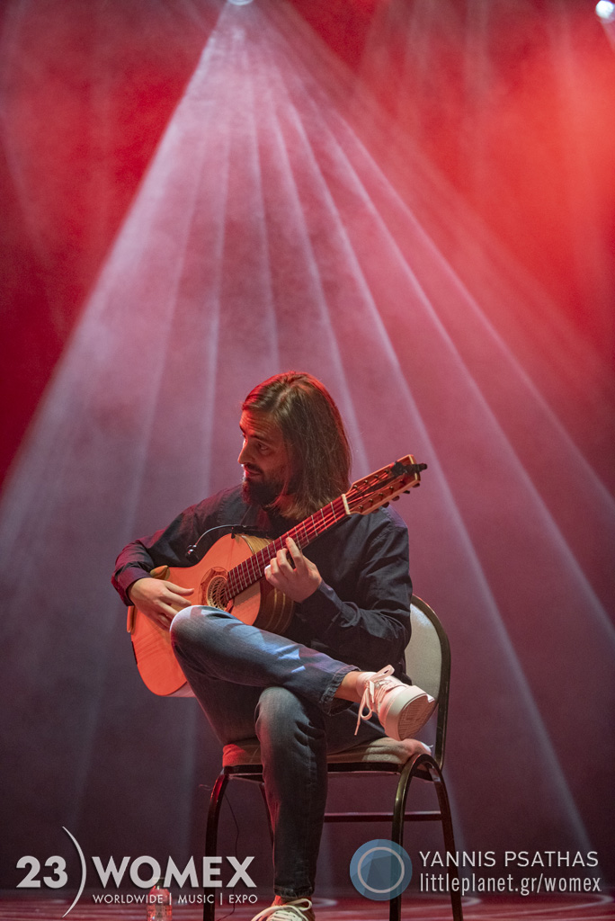 Concerto musica chitarra battente De Carolis