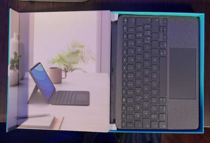 Scatola Logitech Combo Touch
