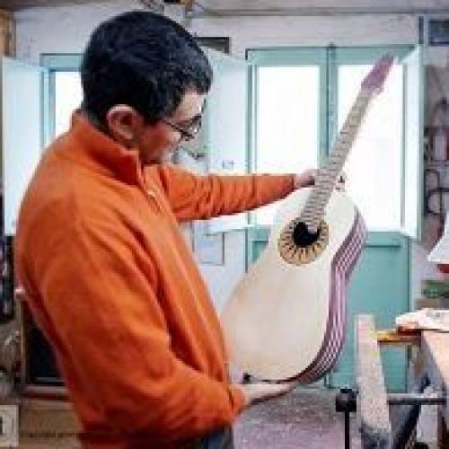 oliverguitar Sergio Pugliesi della Oliver Guitar Lab di Scilla